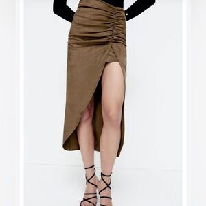 Zara Faux Suede Olive Green Skirt Slit Soft Size M